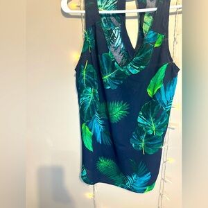 Old Navy: Women’s leaf top blue and green sleeveless -Large